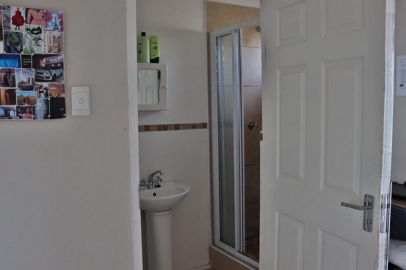 To Let 2 Bedroom Property for Rent in Grahamstown Eastern Cape